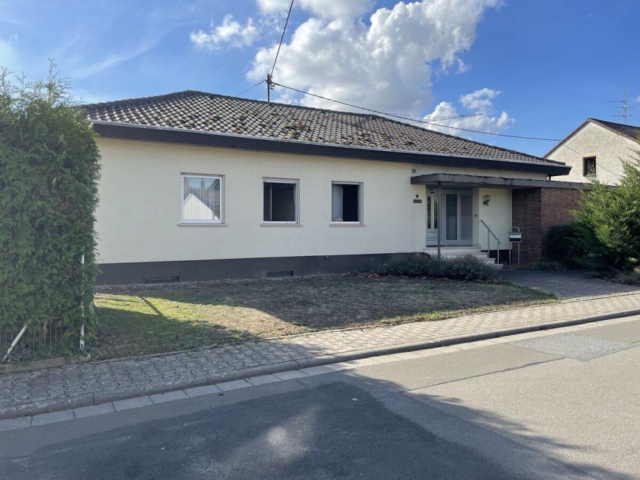 Hausansicht Bungalow Gimbsheim