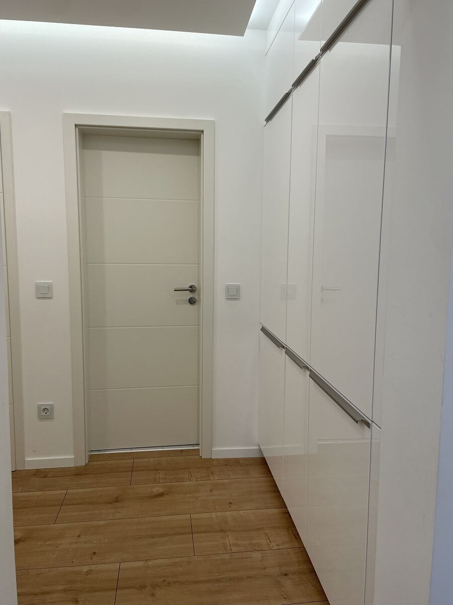 Garderobe Etagenwohnung Nierstein