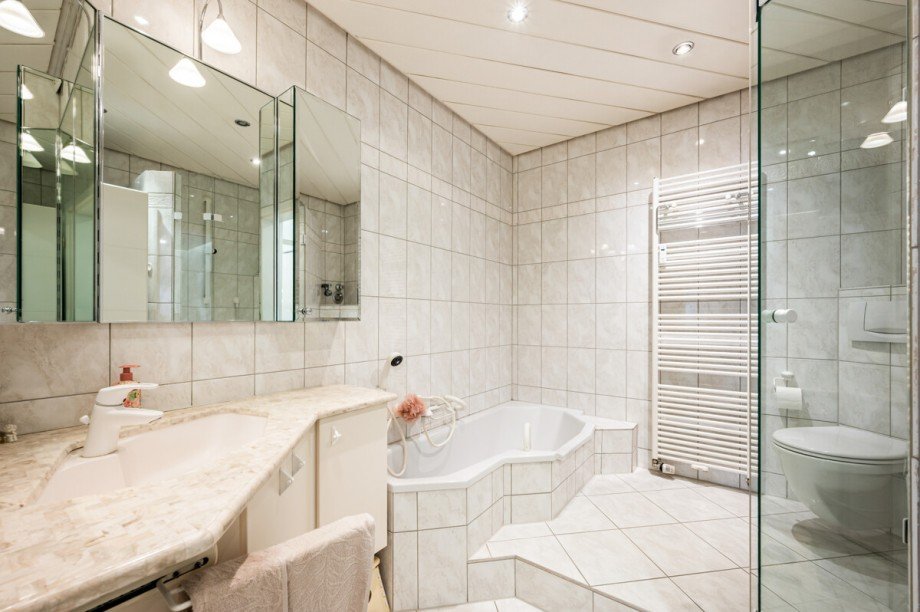 Badezimmer Etagenwohnung Nierstein