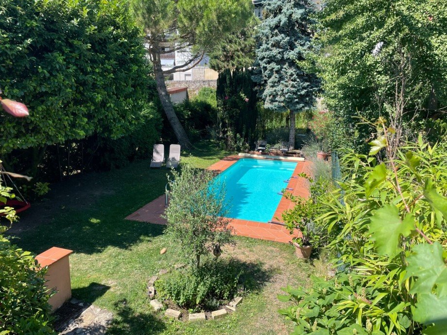 Blick in den Garten Einfamilienhaus Oppenheim