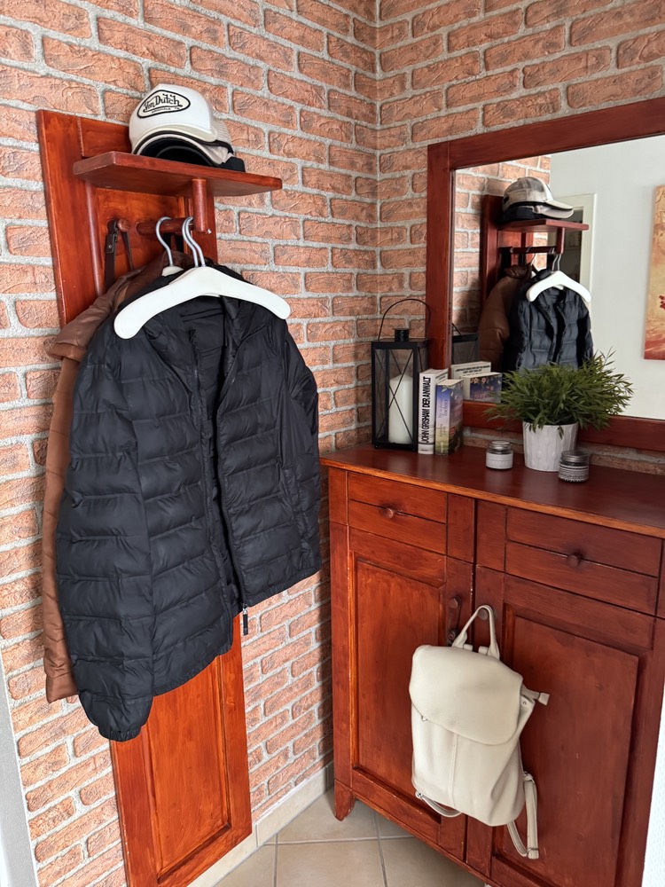 Garderobe Reihenmittelhaus Fl�rsheim