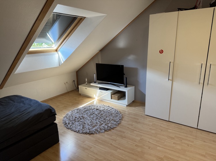 Kind 1 Reihenmittelhaus Fl�rsheim