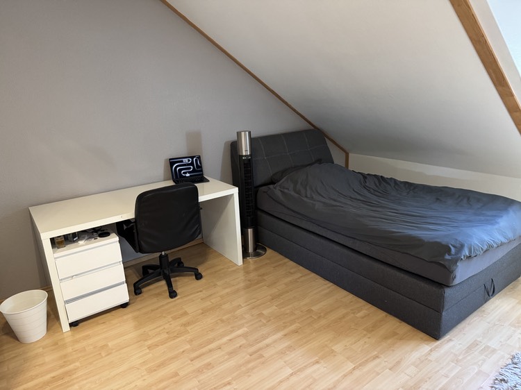 Kind Dachstudio 1 Reihenmittelhaus Fl�rsheim