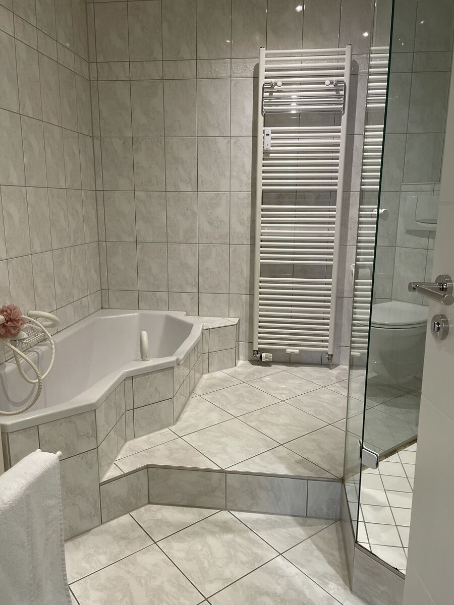Badezimmer Etagenwohnung Nierstein