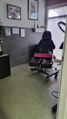Behandlungsraum Moderne Praxis- oder B�ror�ume in bevorzugtem urbanen Gewerbe-/Mischgebiet