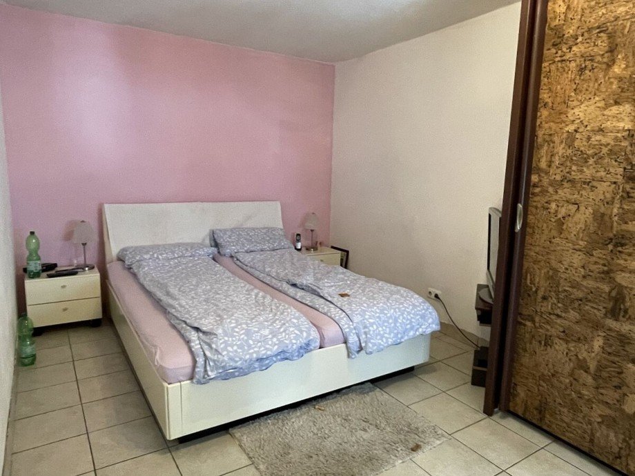 Schlafzimmer Reihenmittelhaus Nierstein