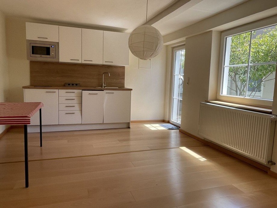 K�che und Essen vorne Zweifamilienhaus Guntersblum