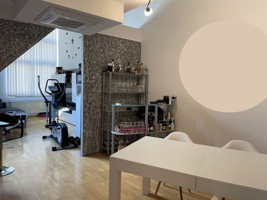 Wohnen und Essen Dachgeschosswohnung Nierstein