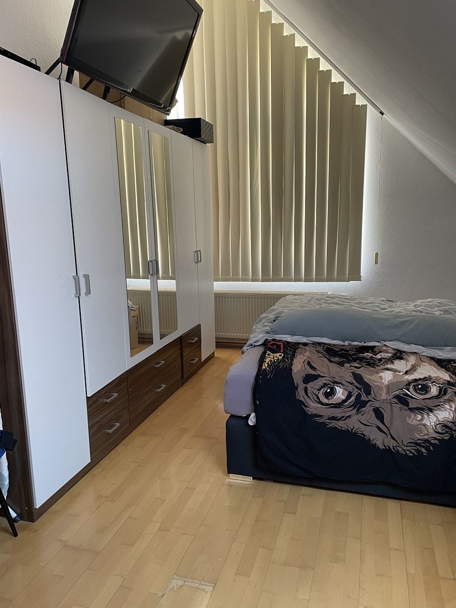 Schlafzimmer Dachgeschosswohnung Nierstein
