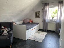 Kinderzimmer ImmobilienPunkt*** TOP renoviertes Einfamilienhaus zum baldigen Bezug