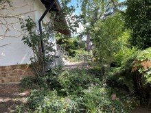 Blick zur Terrasse ImmobilienPunkt*** Ger�umiges 1-2-Fam.haus in toller Ortsrandlage