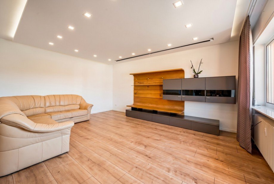 Wohnzimmer Etagenwohnung Nierstein
