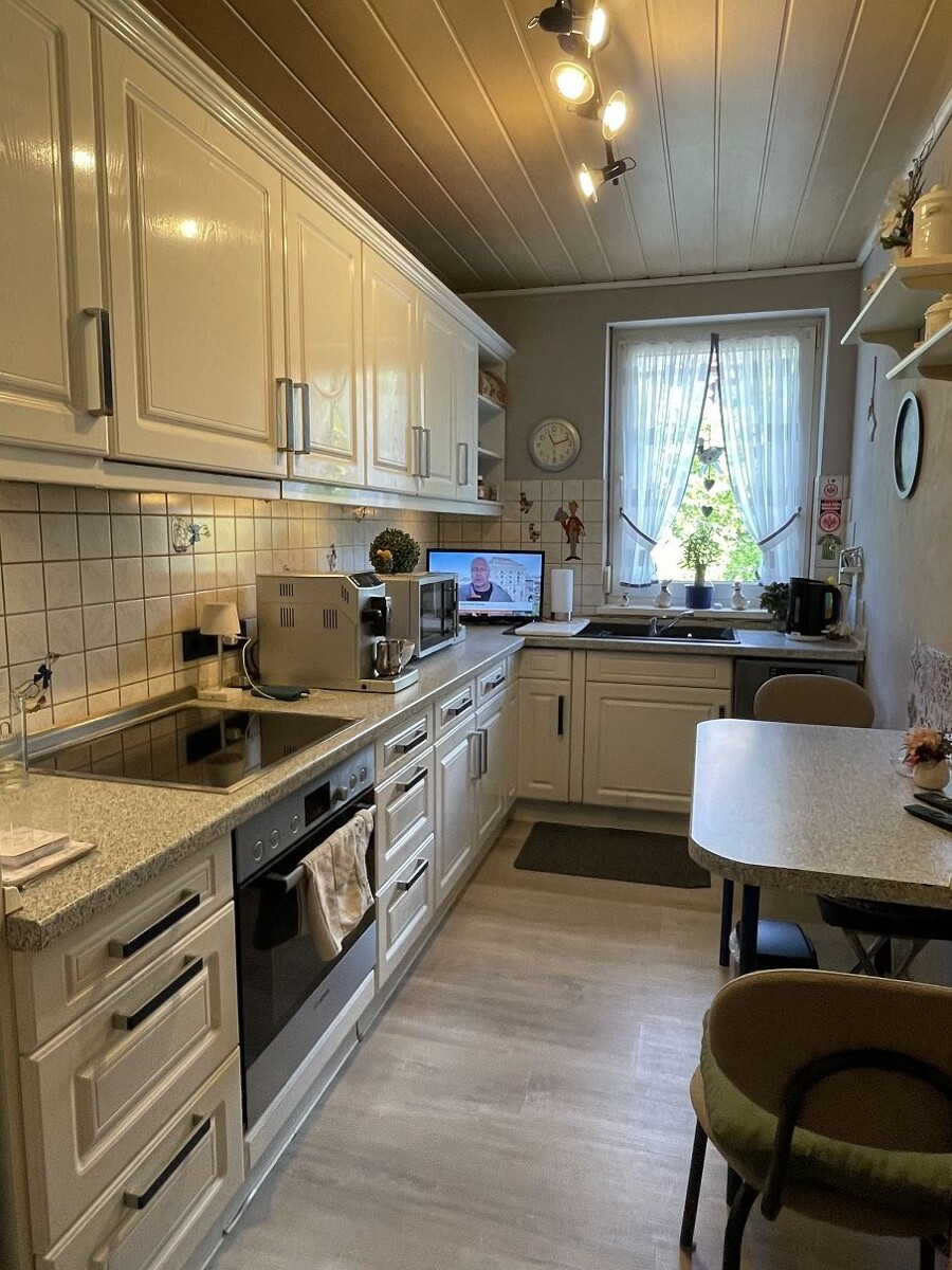 K�che mit Einbauk�che Etagenwohnung Guntersblum